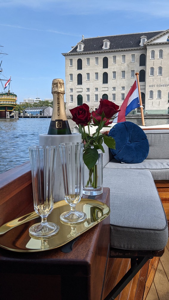 waldorf astoria amsterdam private canal cruise