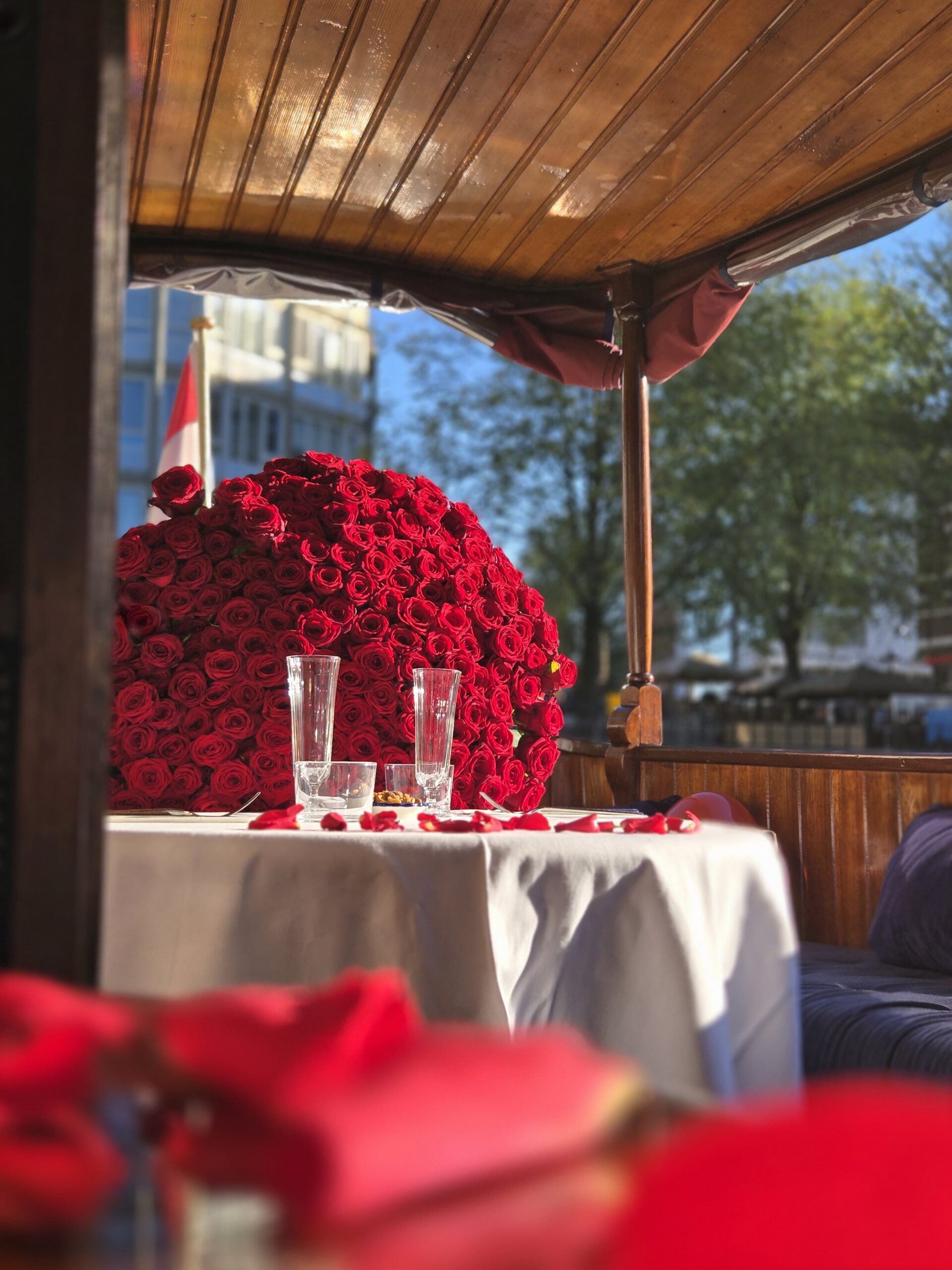 romantic wedding proposal amsterdam private boat