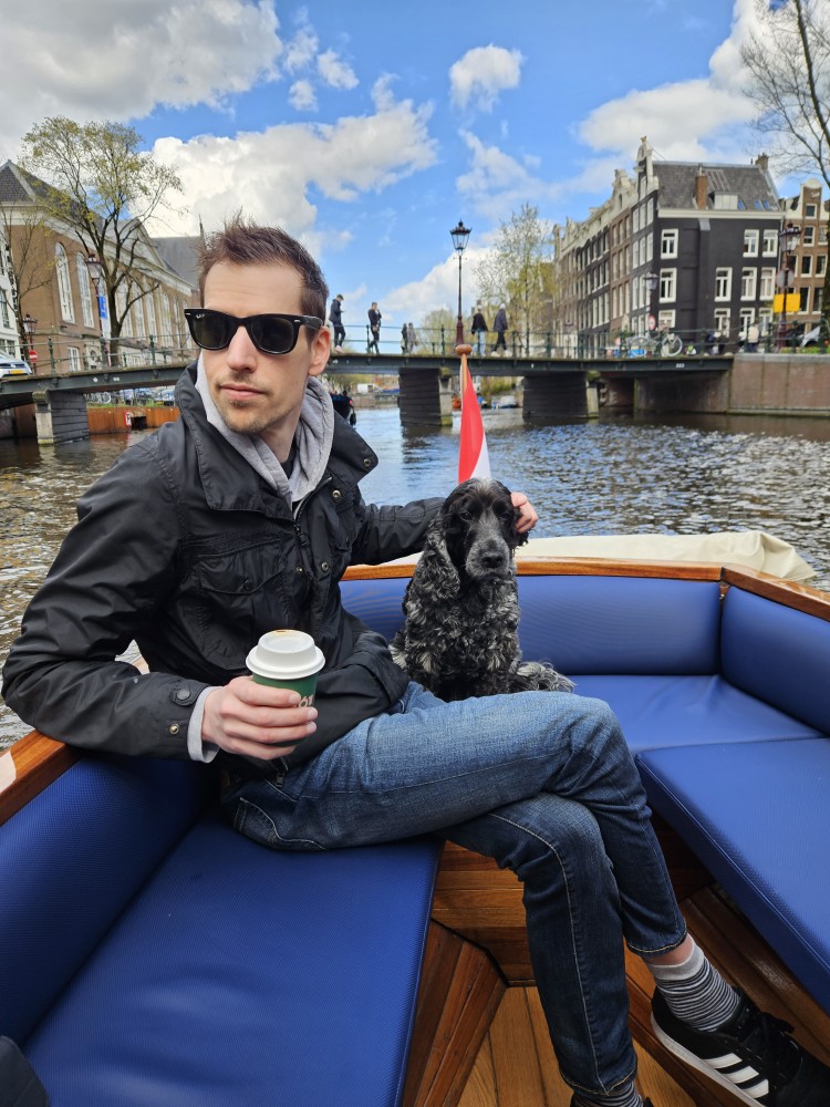 dog friendly canal cruises amsterdam